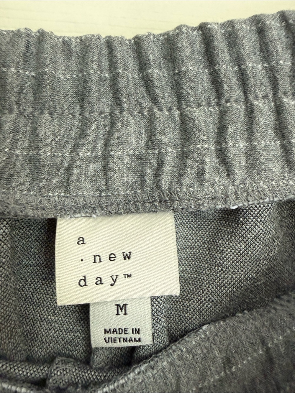 a new day Heather Gray Ribbed Knit Cropped Pants - Picture 3 of 4